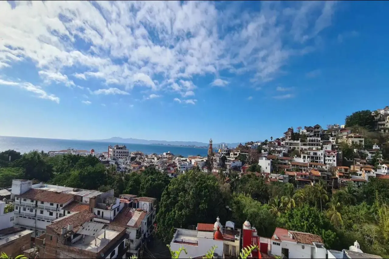 Romantic Home With Stunning Rooftop Pool And Jacuzzi In Pv By Alterhome Puerto Vallarta 0*,