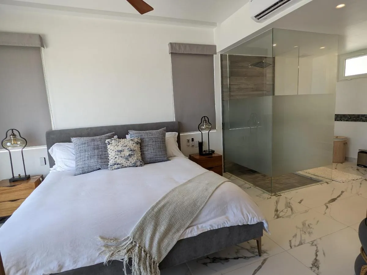Apartment Romantic Home With Stunning Rooftop Pool And Jacuzzi In Pv By Alterhome Puerto Vallarta